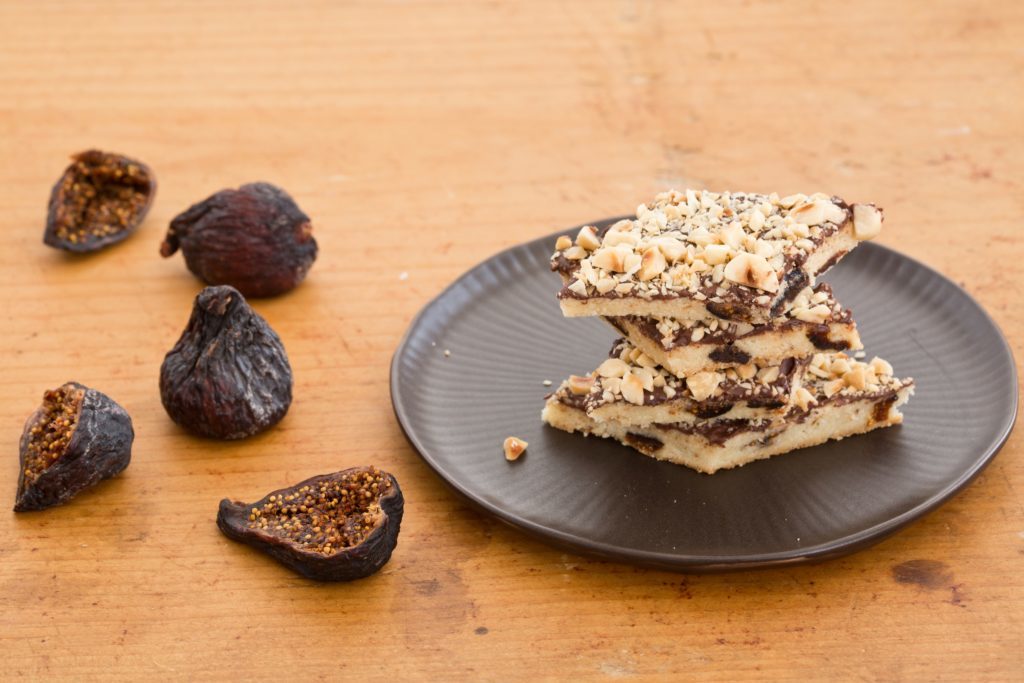 chocolate fig bar cookies with hazelnuts