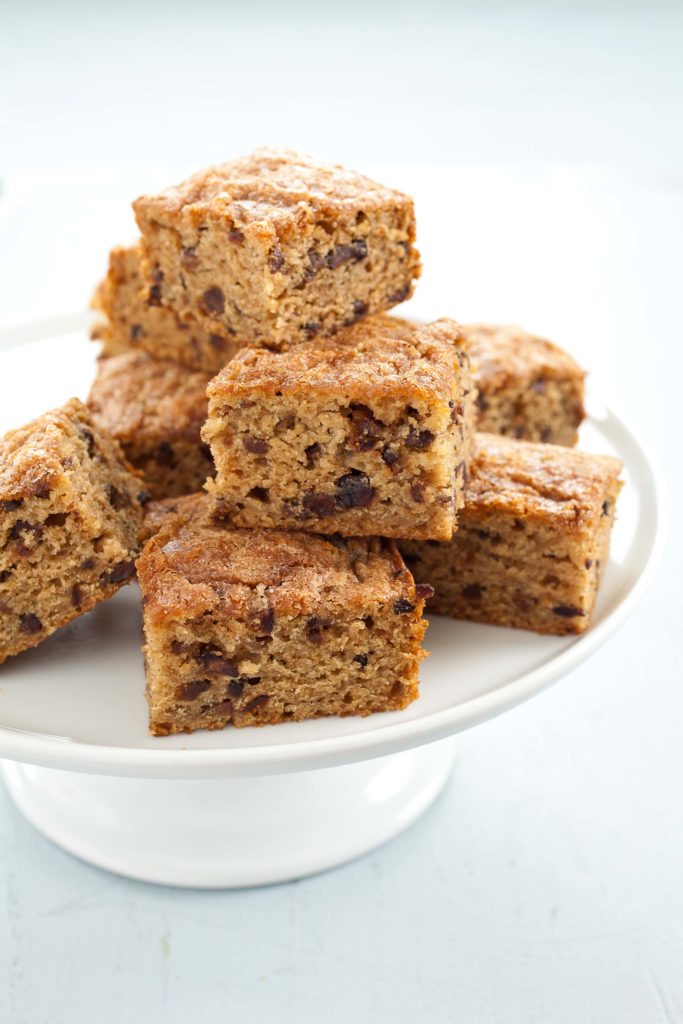 Snack cakes are the something sweet your afternoon needs. Applesauce and California Figs make the best snack cakes.