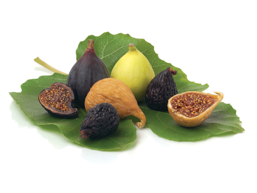figs on leaves