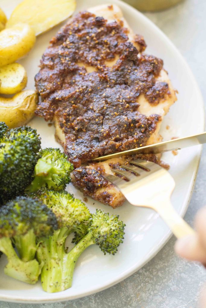 Mustard fig marinade makes sheet pan chicken breast and vegetables extra tasty. This one pan meal frees up time and gets dinner on the table quickly.