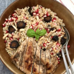Bulgur wheat salad is a quick meal. With chicken breast, dried figs and pomegranates, this wheat bulgur recipe comes together in a pinch.