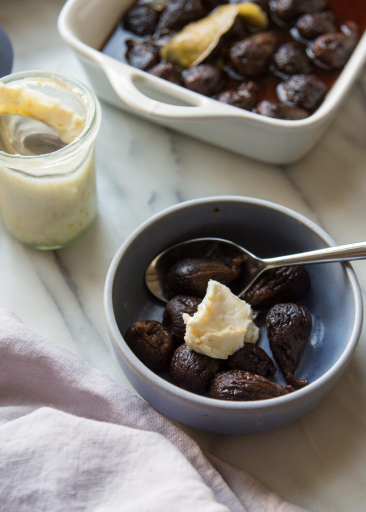 To serve, place a few of the figs in an individual serving bowl and spoon a dollop of the mascarpone onto the top.  