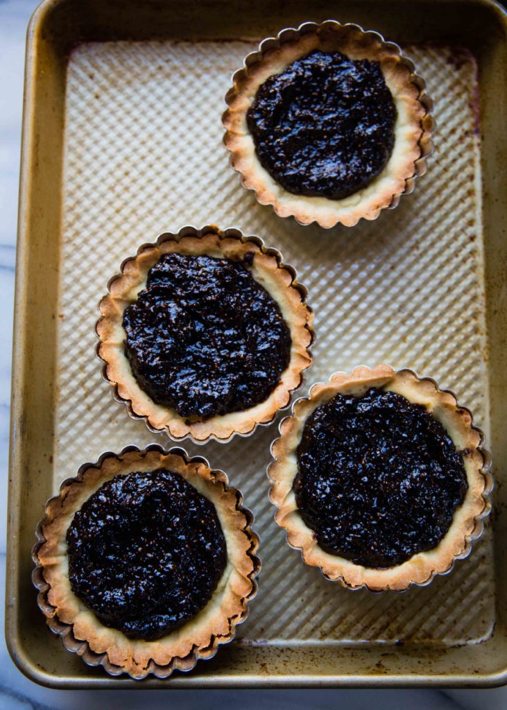 Fig jam tart with chocolatey fruit filling only needs a dollop of whipped cream on top.