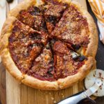 Anyone can bake a delicious pizza at home with deep dish pizza pans. Go gourmet with our pepperoni with olive and fig deep dish pizza recipe.