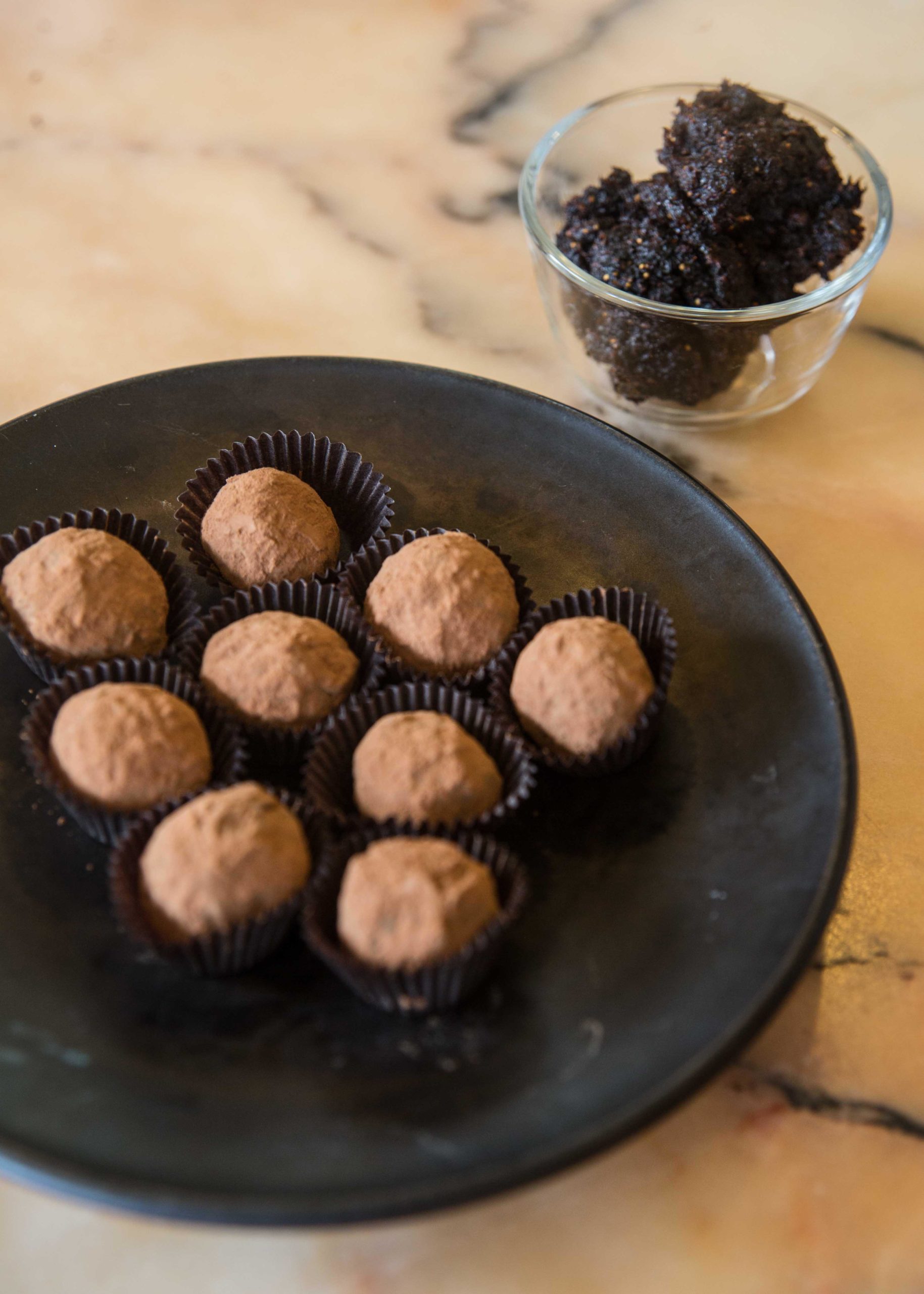 dark chocolate fig truffles