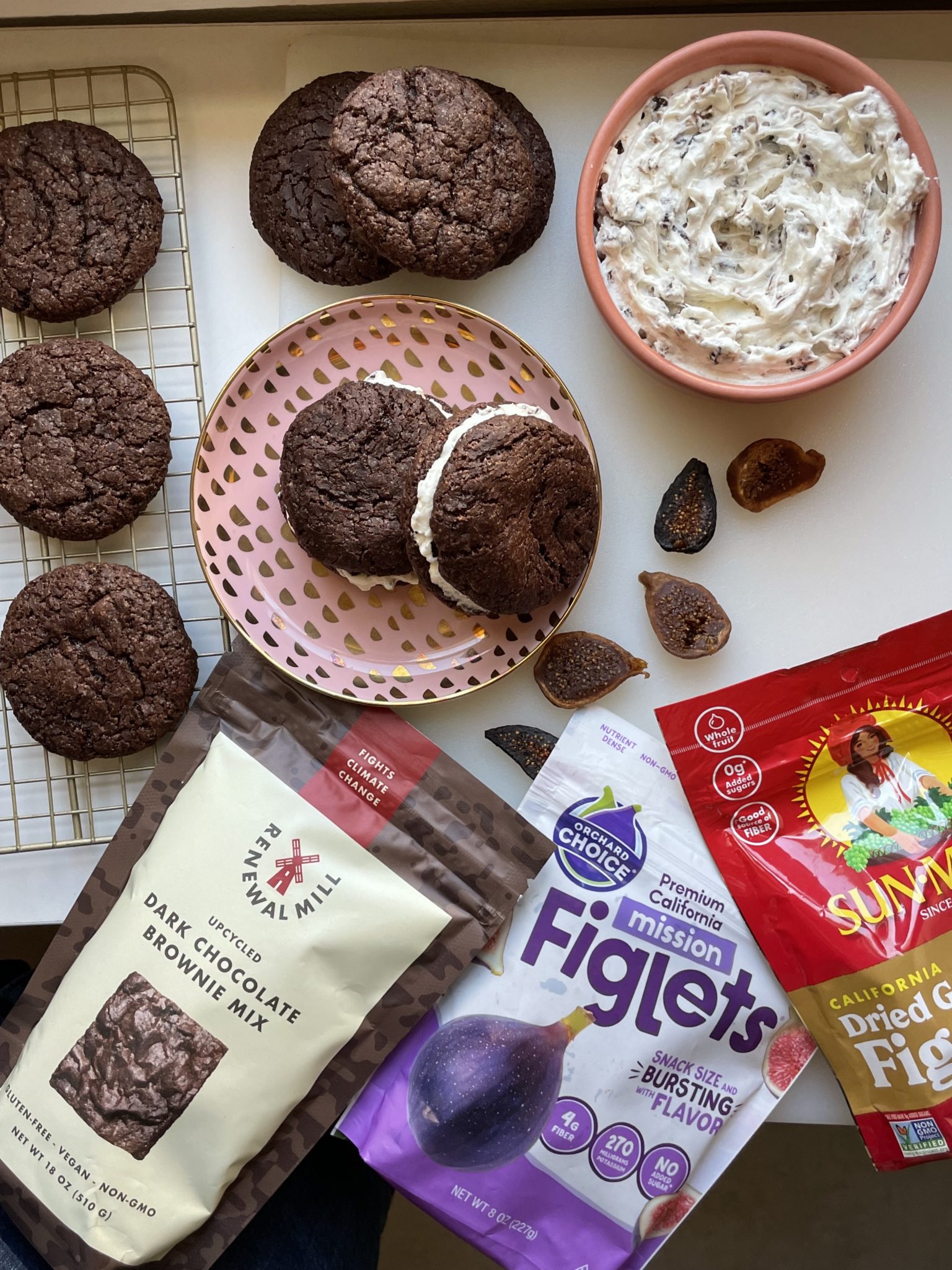 NonDairy Cream Cheese Frosting + Fig Brownie Sandwich Cookie