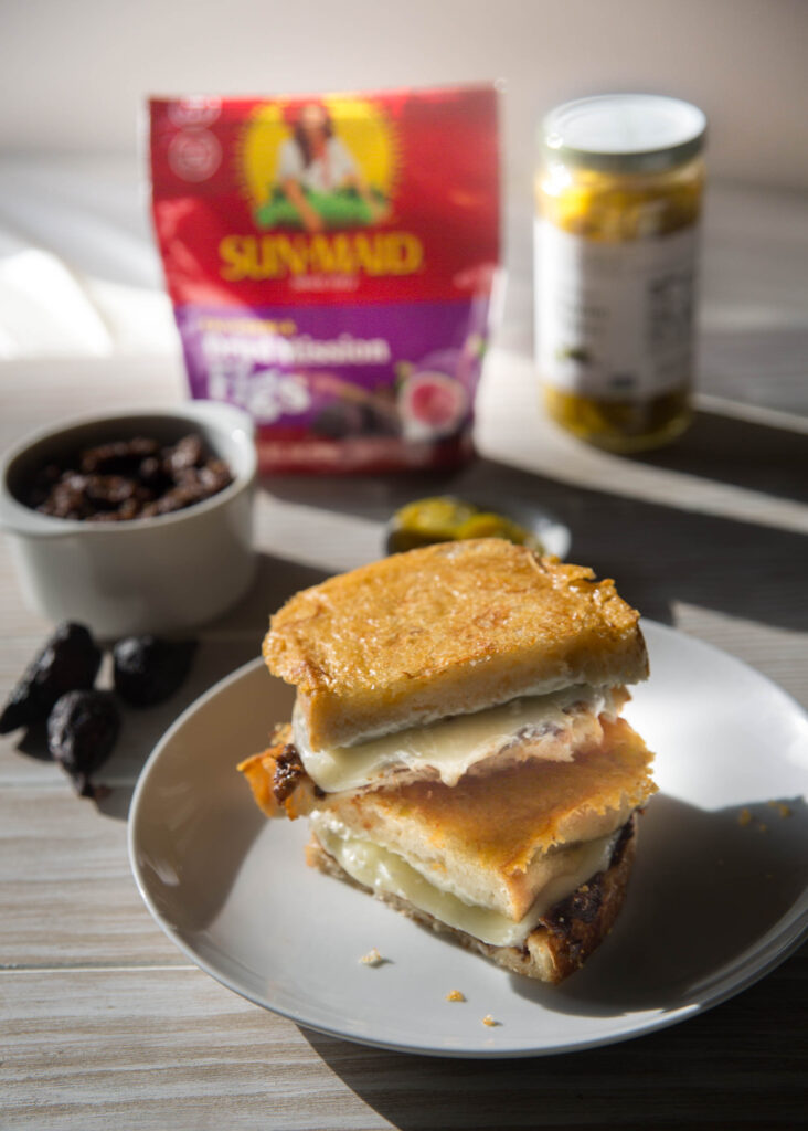 fig jalapeno cream cheese grilled cheese