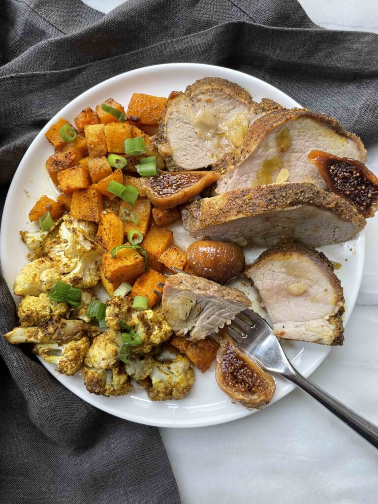 Easy Roast Pork Tenderloin with Curry & Figs is perfect with vegetables and freshly steamed rice. This is a different way to enjoy pork curry.